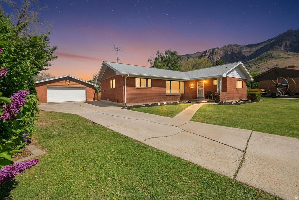 1014 PEACH DR Ogden, UT 84404