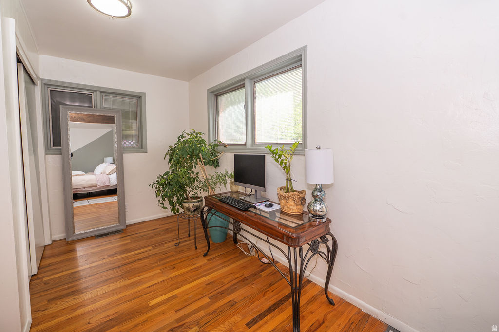 1014 PEACH DR Ogden, UT 84404