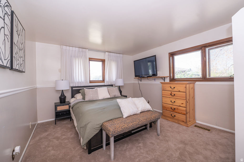 1014 PEACH DR Ogden, UT 84404