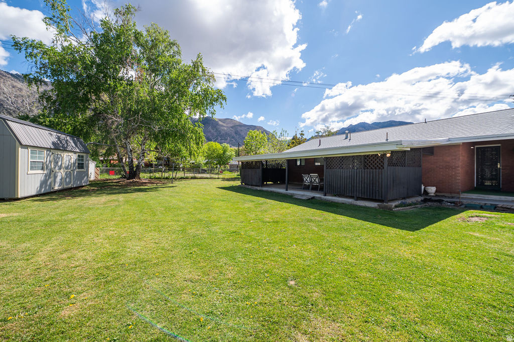 1014 PEACH DR Ogden, UT 84404