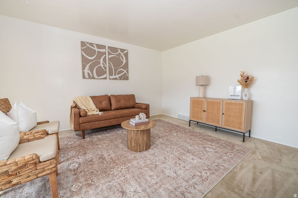 1014 PEACH DR Ogden, UT 84404