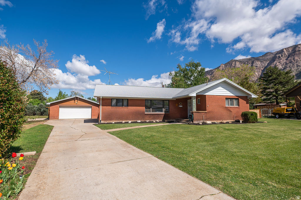 1014 PEACH DR Ogden, UT 84404