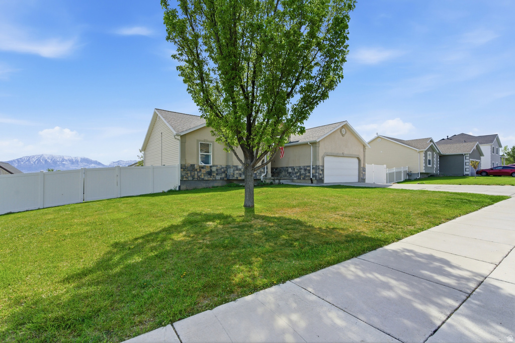 4054 S MOUNTAIN MOON DR Saratoga Springs, UT 84045
