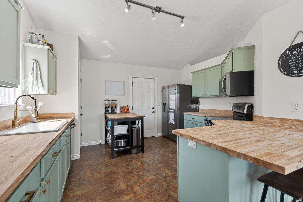 4054 S MOUNTAIN MOON DR Saratoga Springs, UT 84045