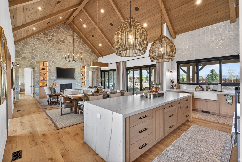 205 W LAZY ACRES LN Kamas, UT 84036