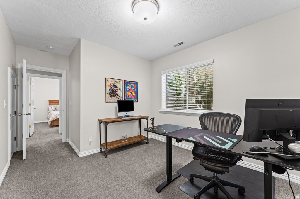 178 E EDGECREST LN North Salt Lake, UT 84054