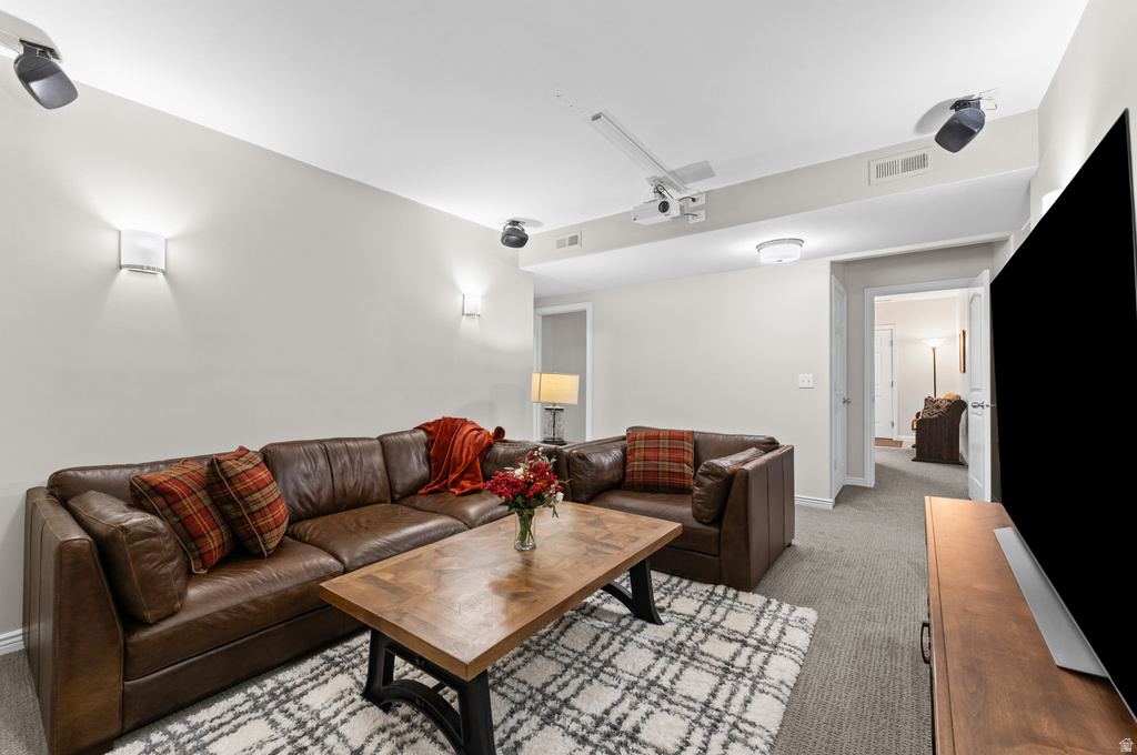 178 E EDGECREST LN North Salt Lake, UT 84054