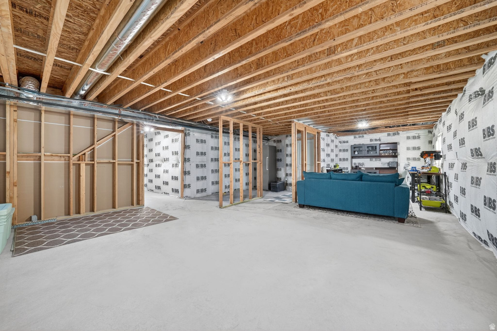 539 W 1860 N Tooele, UT 84074