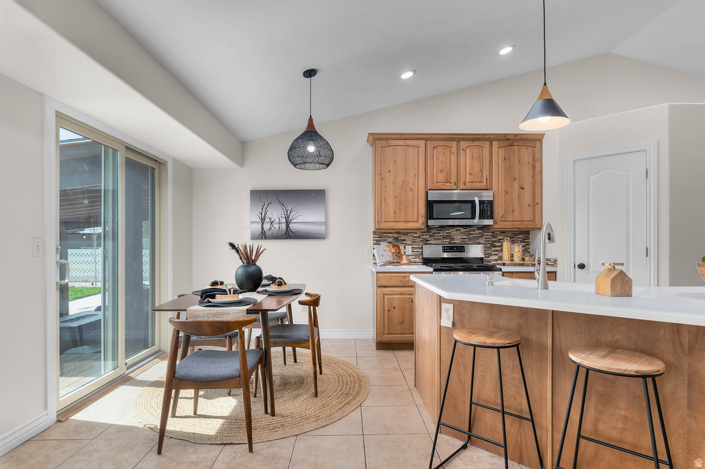 5613 W HORSE SPRING CT Herriman, UT 84096