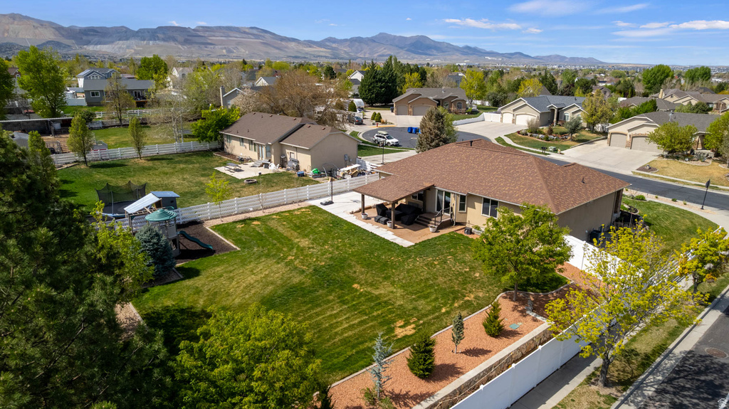 5613 W HORSE SPRING CT Herriman, UT 84096