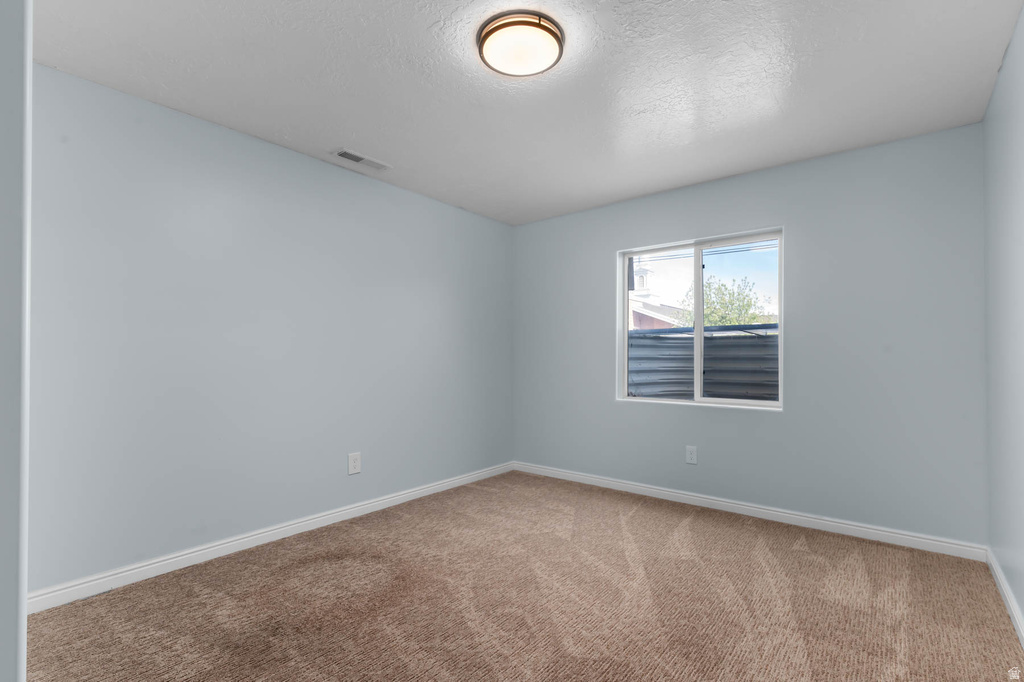 5613 W HORSE SPRING CT Herriman, UT 84096