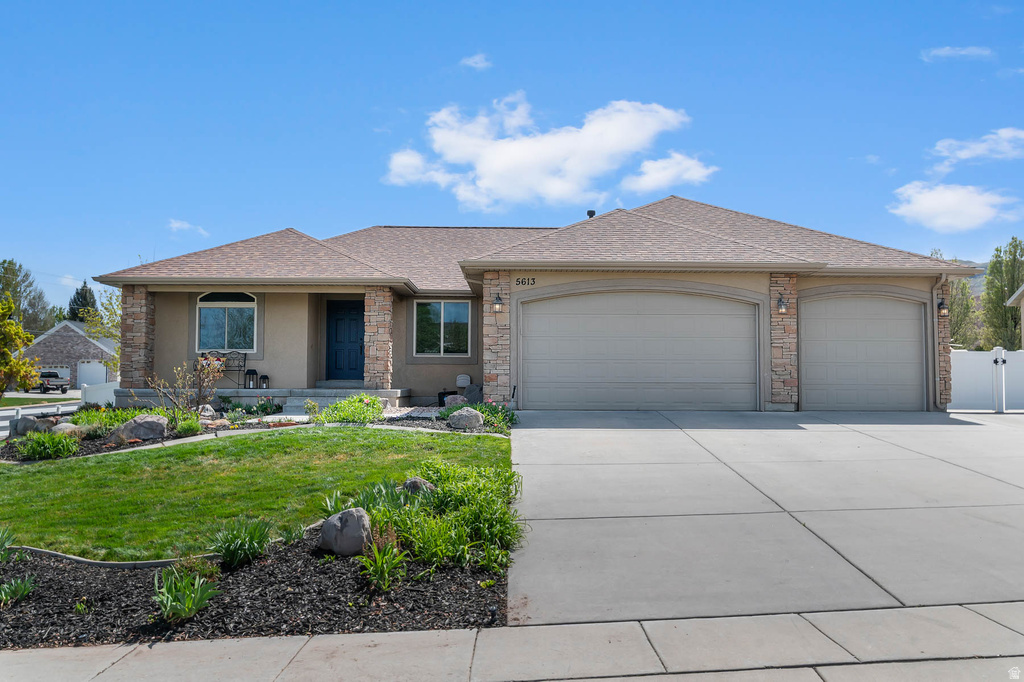 5613 W HORSE SPRING CT Herriman, UT 84096