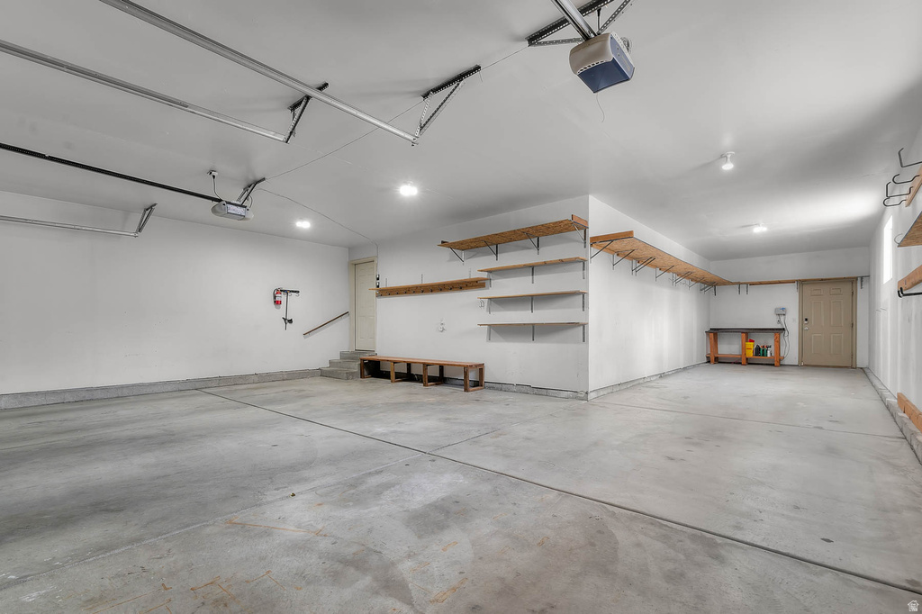 5613 W HORSE SPRING CT Herriman, UT 84096