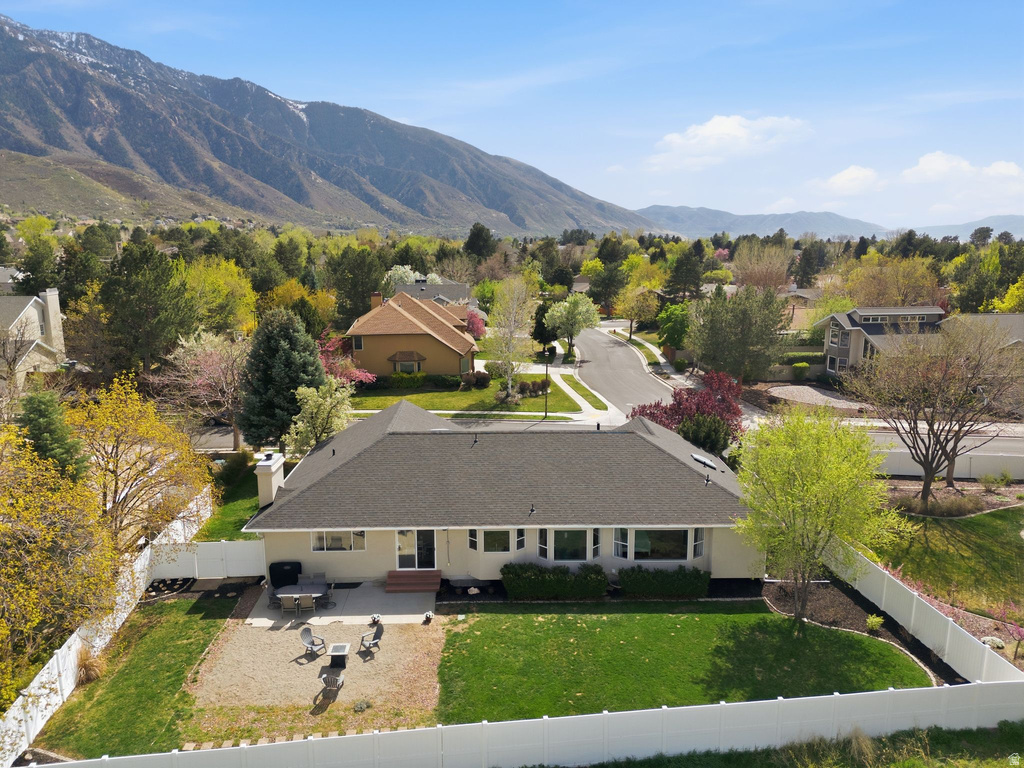3061 E KSEL DR Sandy, UT 84092