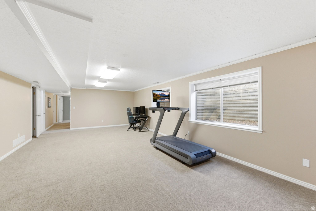 3061 E KSEL DR Sandy, UT 84092