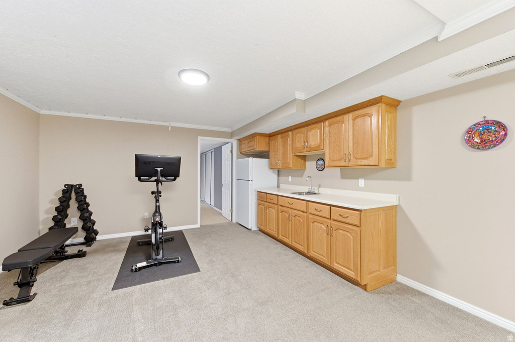 3061 E KSEL DR Sandy, UT 84092