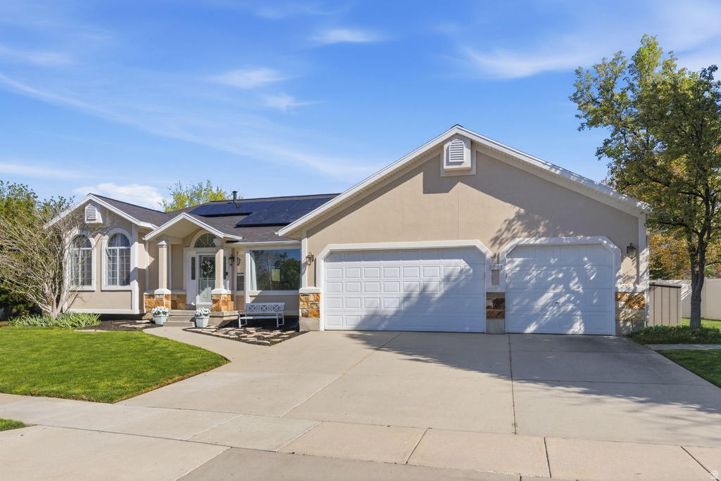 3061 E KSEL DR Sandy, UT 84092