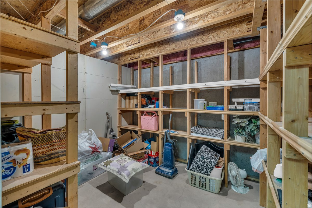 7349 ROSE CREEK LN Herriman, UT 84096