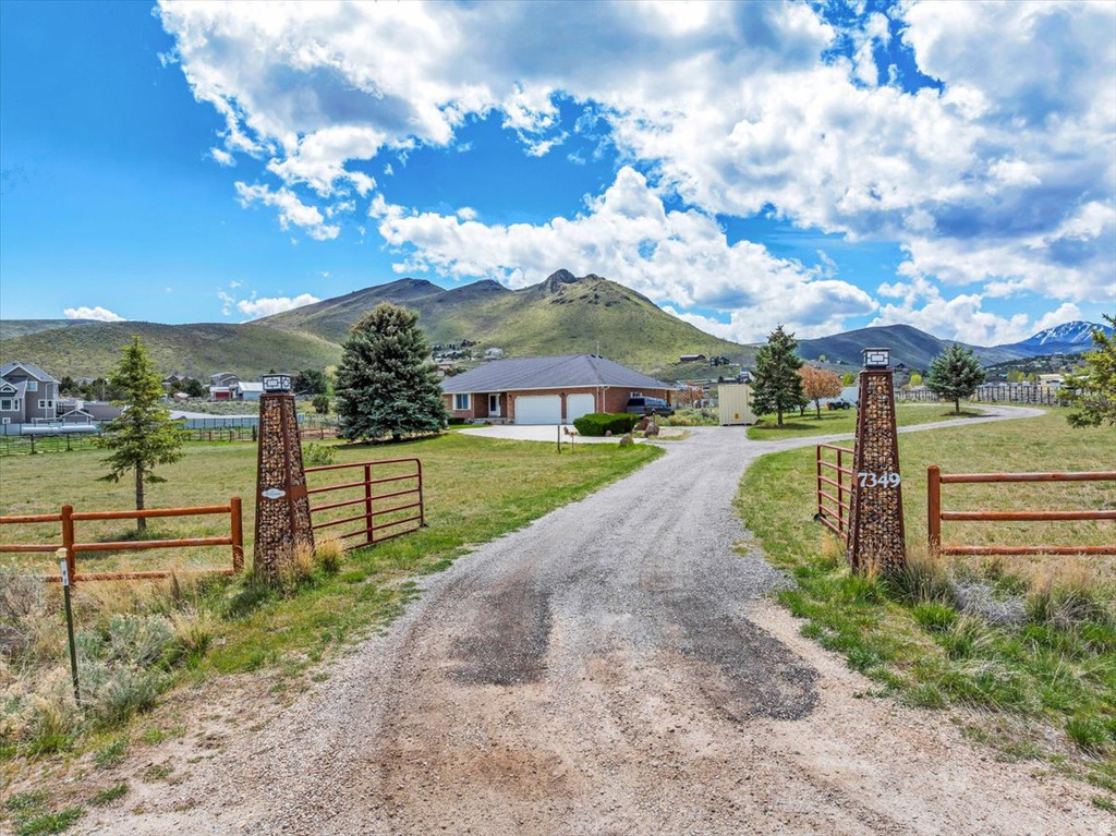 7349 ROSE CREEK LN Herriman, UT 84096