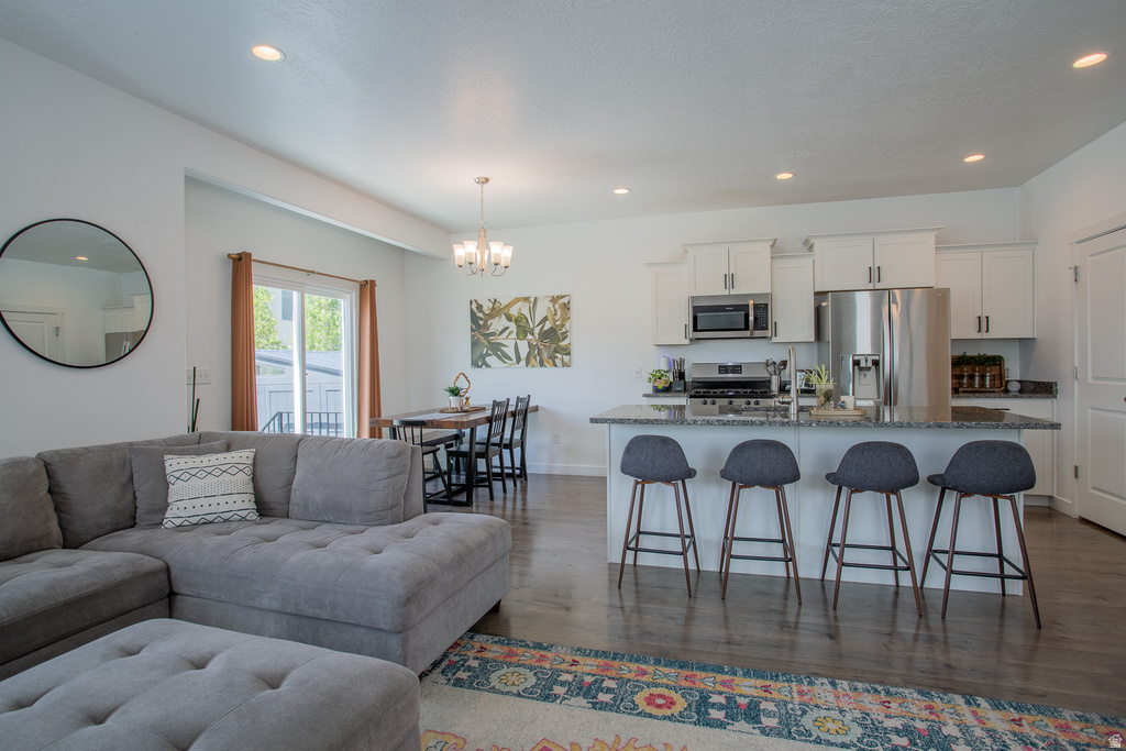 469 S SCHOOL HOUSE RD Saratoga Springs, UT 84045