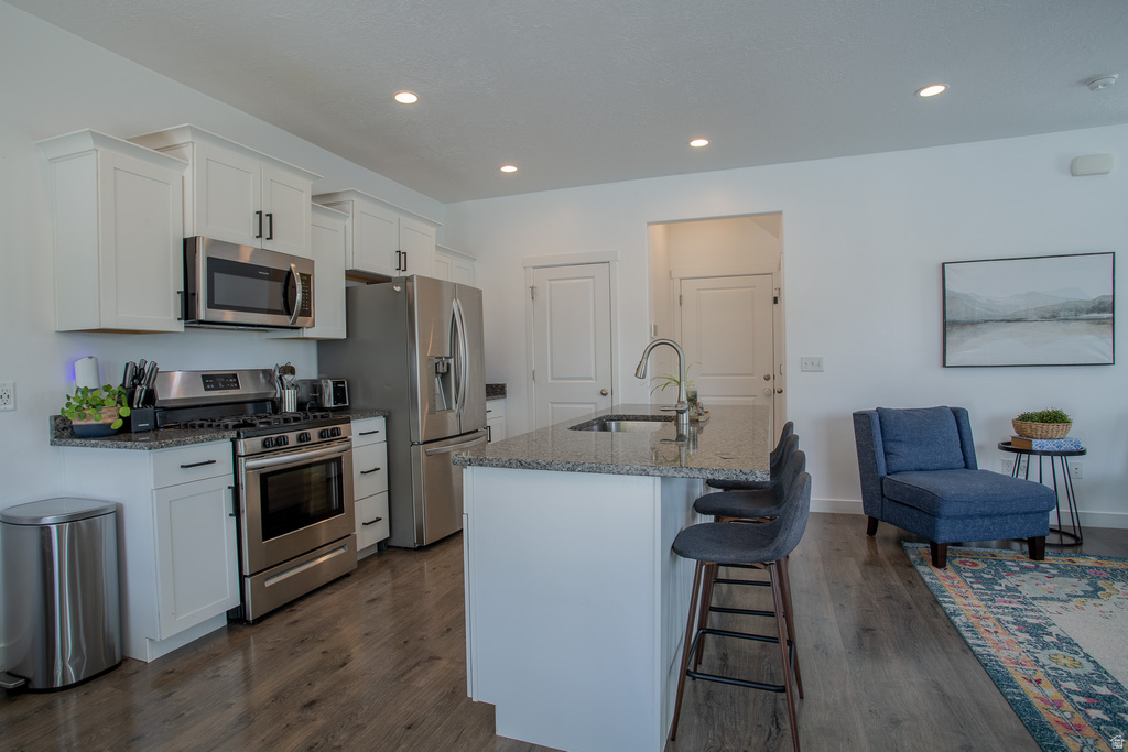 469 S SCHOOL HOUSE RD Saratoga Springs, UT 84045