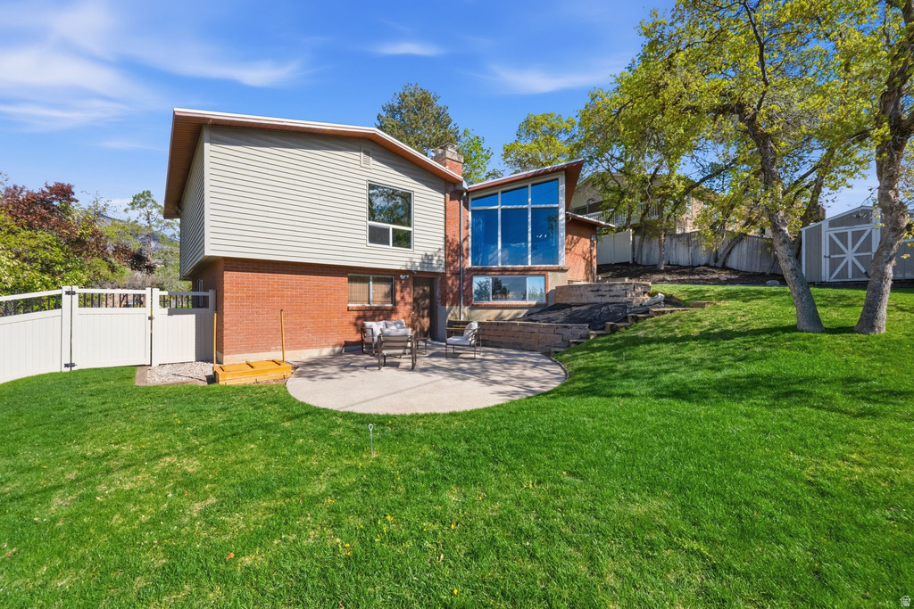 2198 S ELAINE DR Bountiful, UT 84010