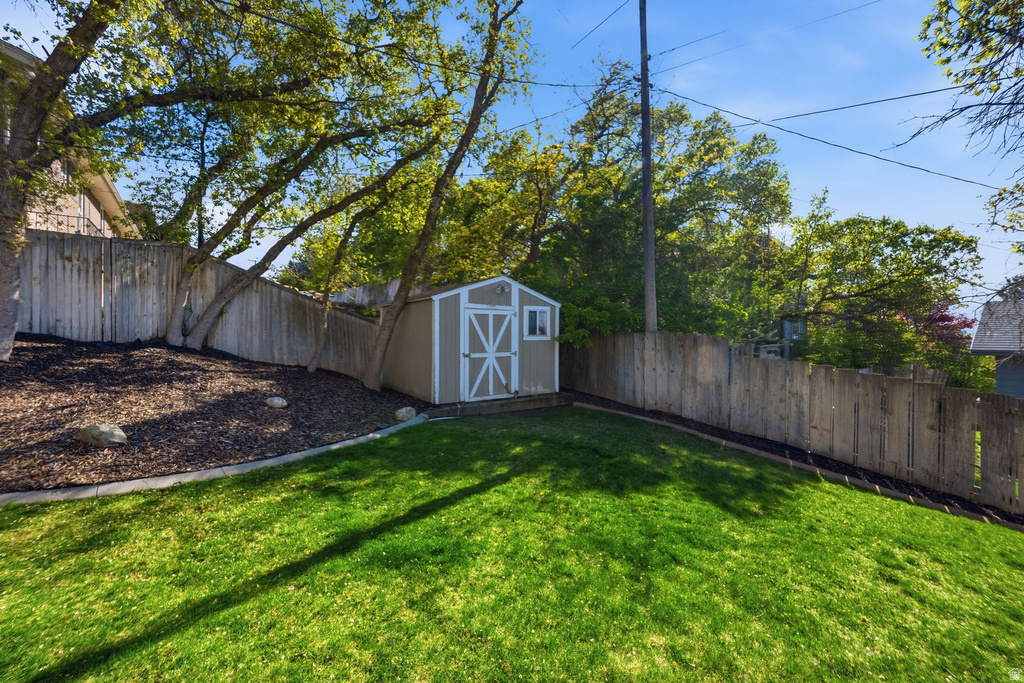 2198 S ELAINE DR Bountiful, UT 84010