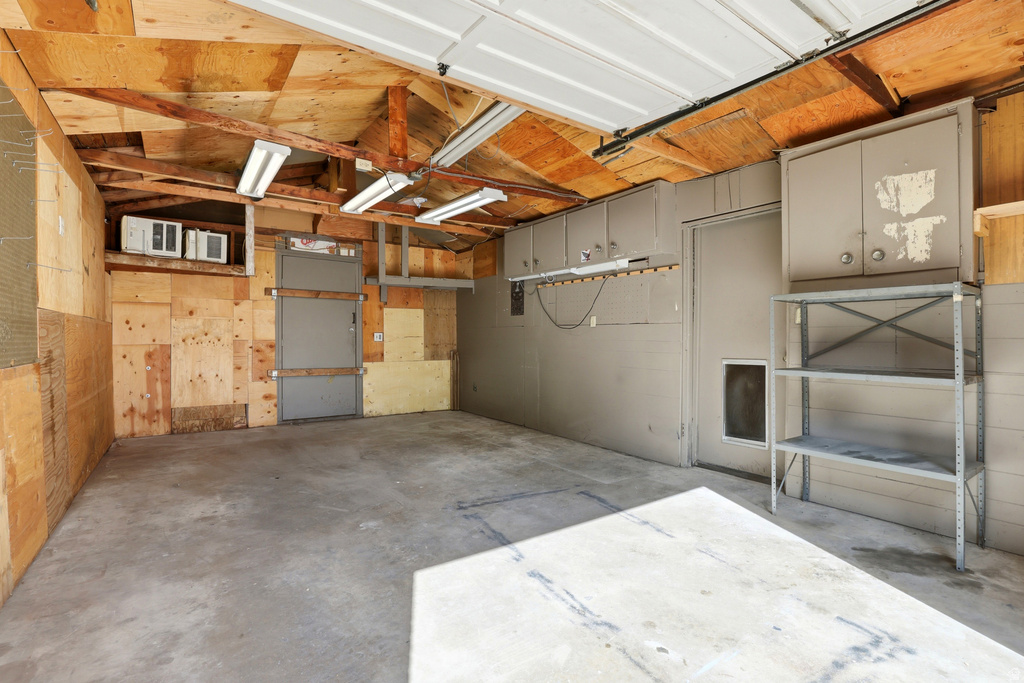 3316 S LYNNBROOK DR Magna, UT 84044