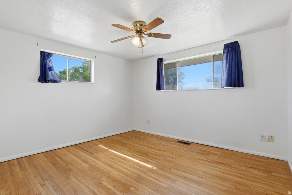 3316 S LYNNBROOK DR Magna, UT 84044