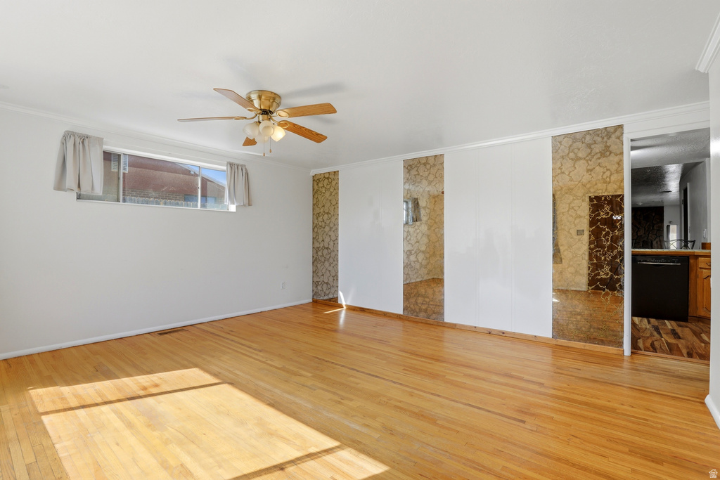 3316 S LYNNBROOK DR Magna, UT 84044