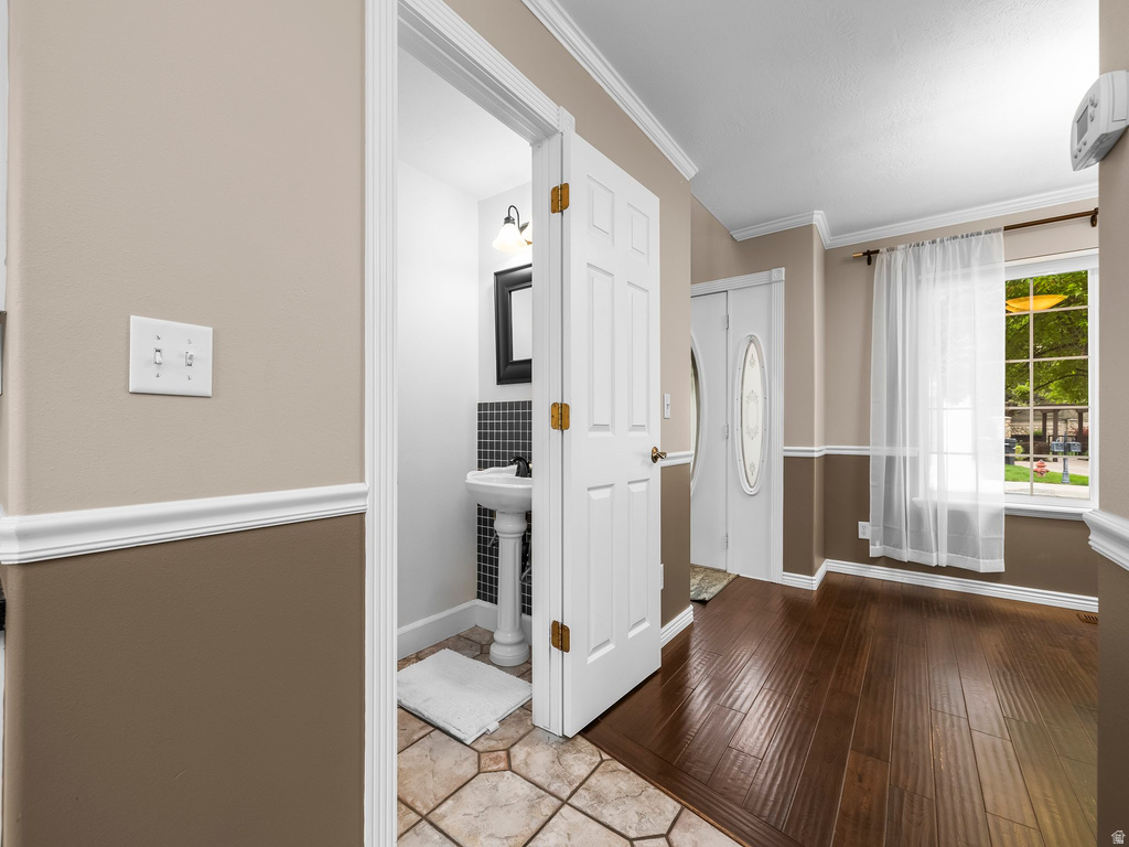 807 HILLSDALE LN Provo, UT 84606