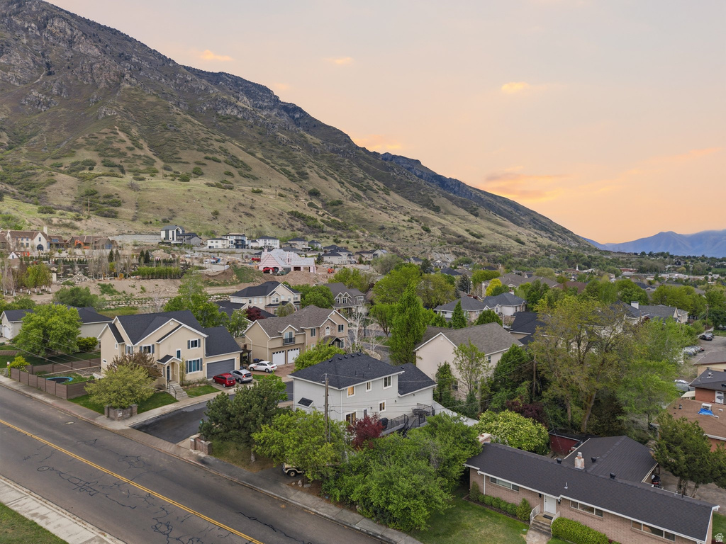807 HILLSDALE LN Provo, UT 84606