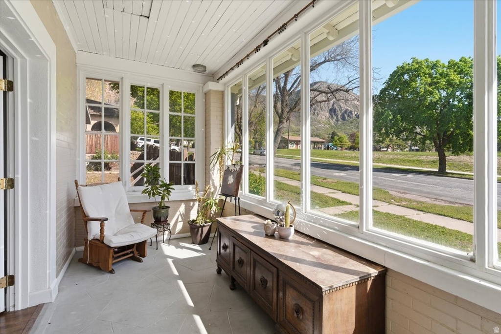 1544 CAPITOL Ogden, UT 84401