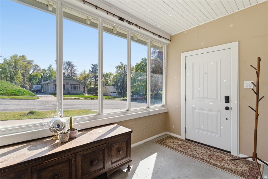 1544 CAPITOL Ogden, UT 84401