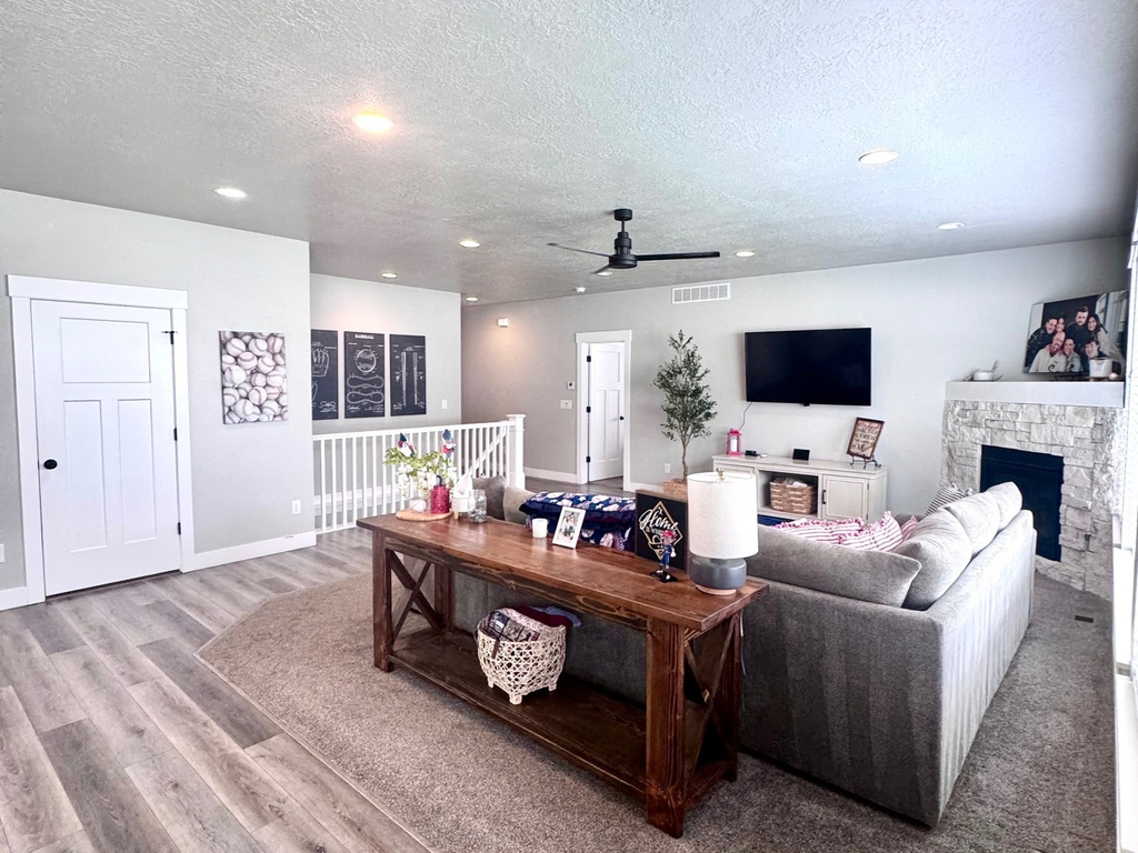 992 N 600 E Morgan, UT 84050