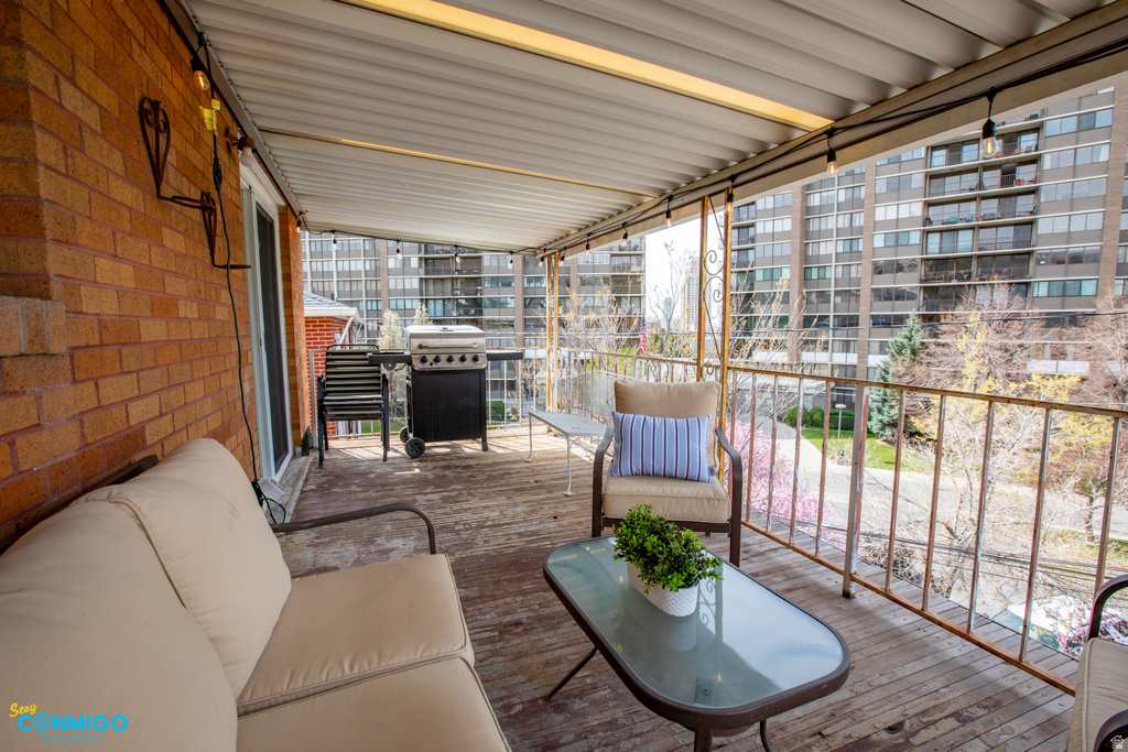 237 N CENTER ST Salt Lake City, UT 84103