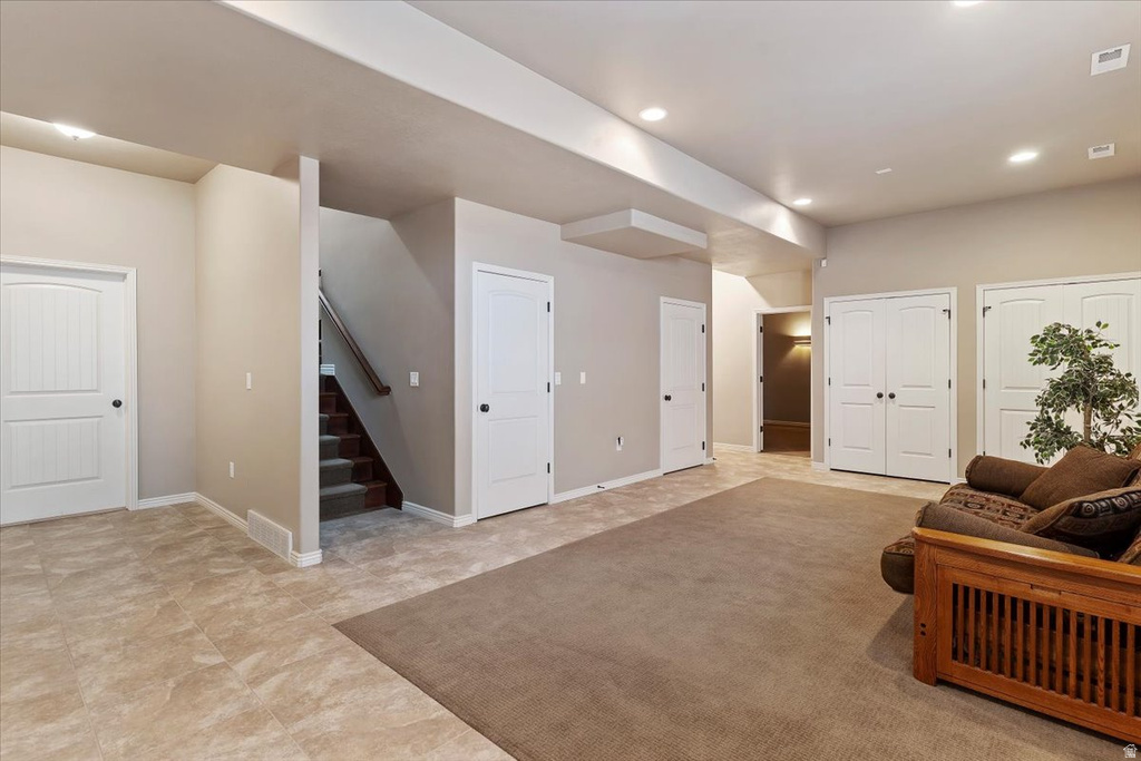 2273 E 8300 S South Weber, UT 84405