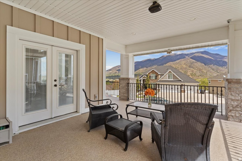 2273 E 8300 S South Weber, UT 84405