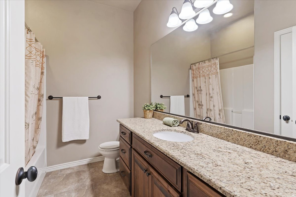 2273 E 8300 S South Weber, UT 84405