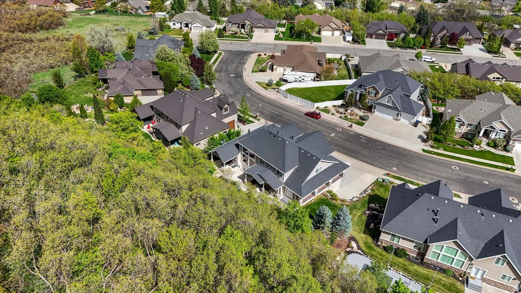 2273 E 8300 S South Weber, UT 84405