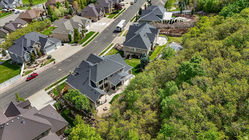 2273 E 8300 S South Weber, UT 84405