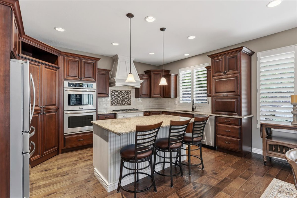 2273 E 8300 S South Weber, UT 84405