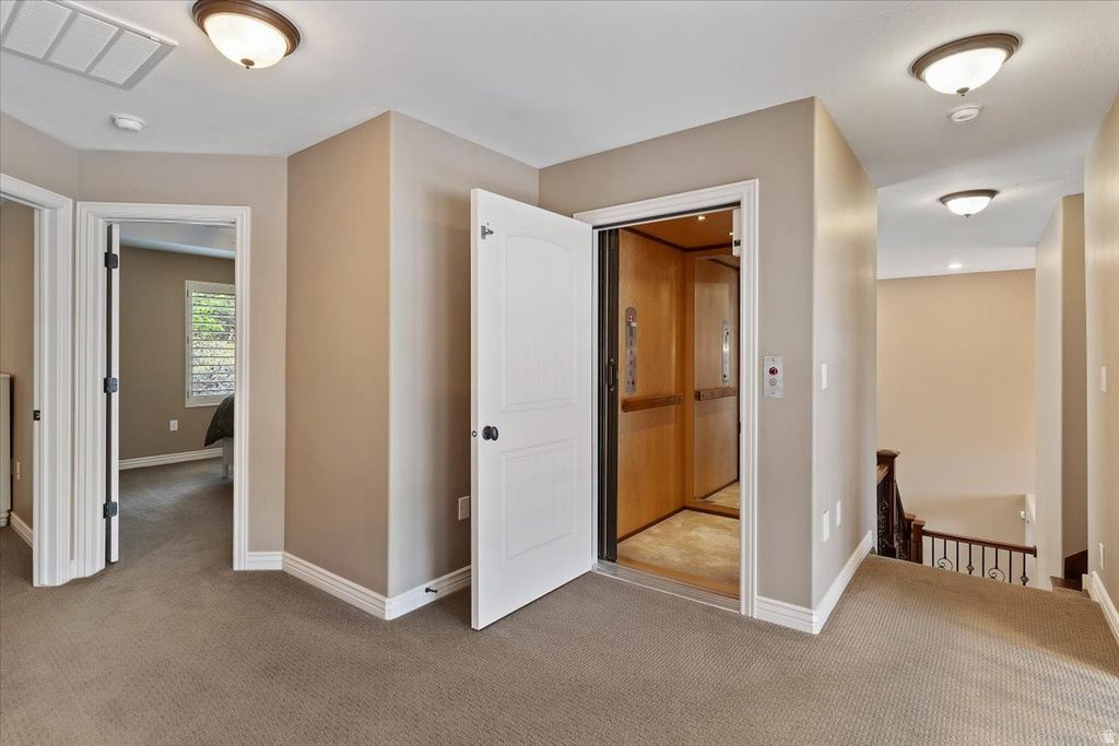 2273 E 8300 S South Weber, UT 84405