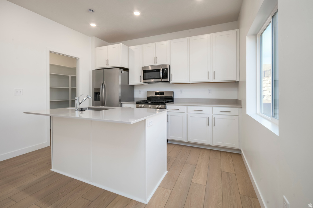 1758 W BLUE FLAX DR #3116 Saratoga Springs, UT 84045