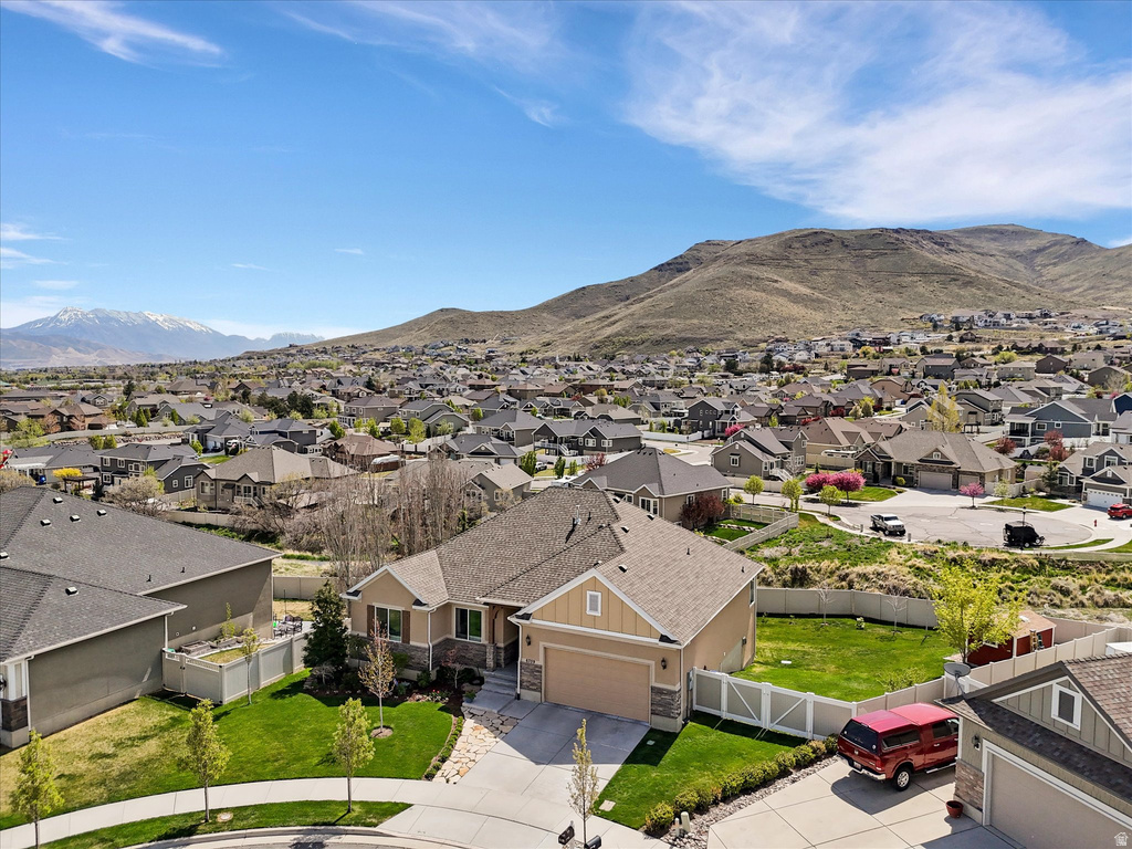 6709 W DESERT LILY CIR Midvale, UT 84047