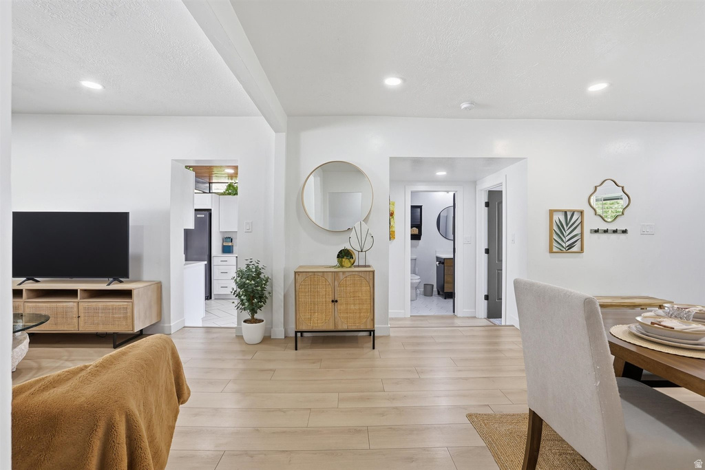 526 W WINCHESTER ST Murray, UT 84123