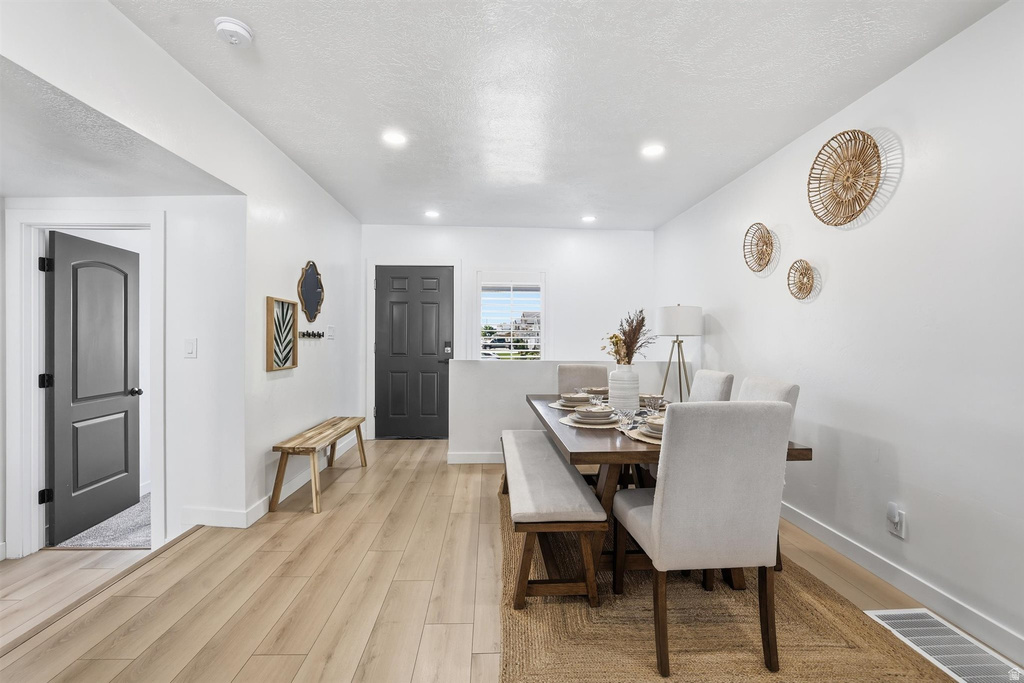 526 W WINCHESTER ST Murray, UT 84123