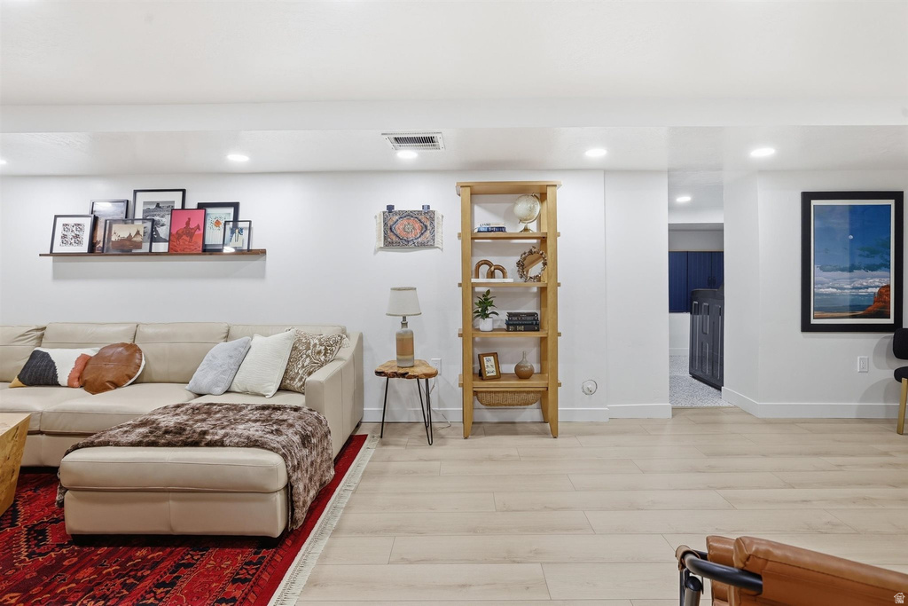 526 W WINCHESTER ST Murray, UT 84123