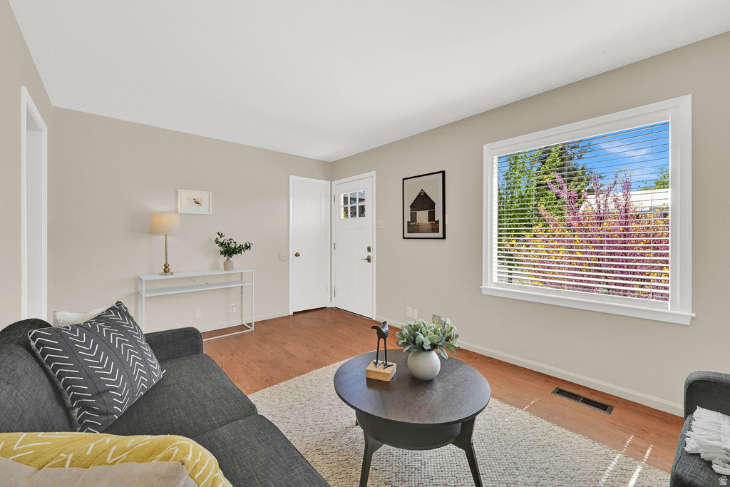 1245 E KENSINGTON AVE Salt Lake City, UT 84105