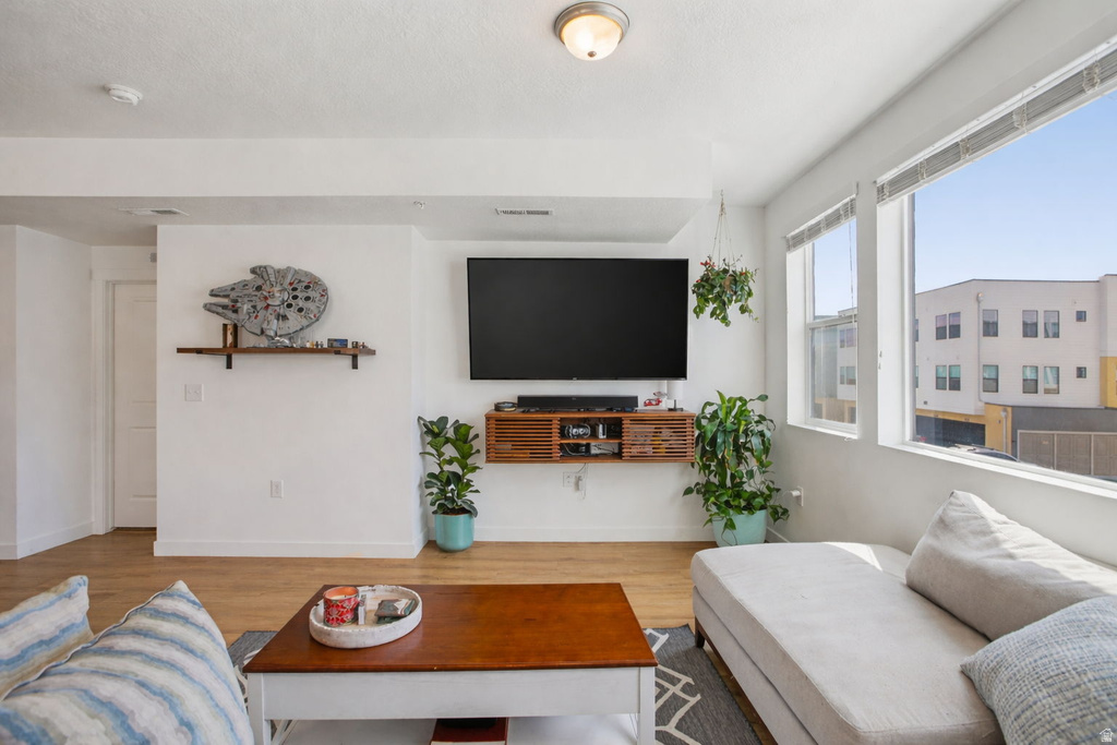 8345 S IRIS LUMI LN #202 Midvale, UT 84047